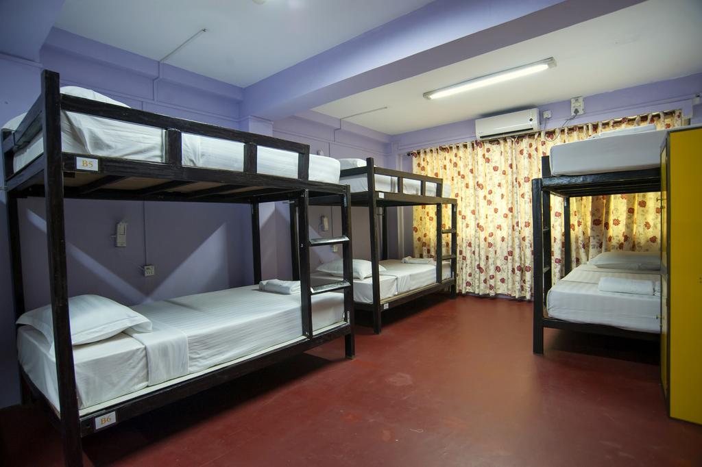 Agga Youth Hotel Yangon Exteriör bild
